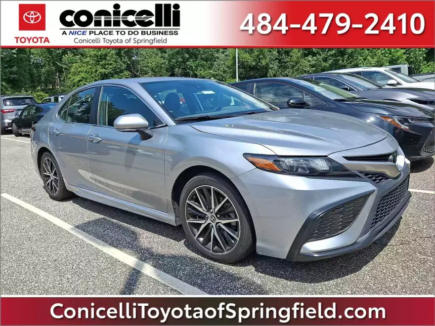 2023 Toyota Camry SE photo 1