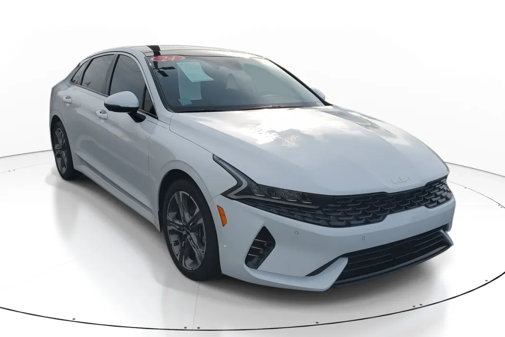 2024 Kia K5 EX photo 1