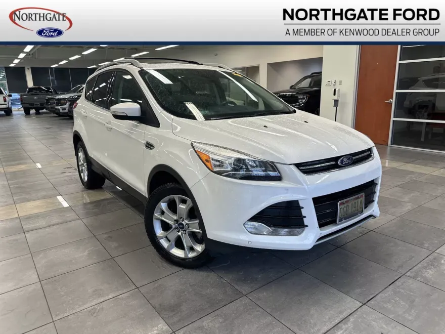 2016 Ford Escape Titanium photo 1