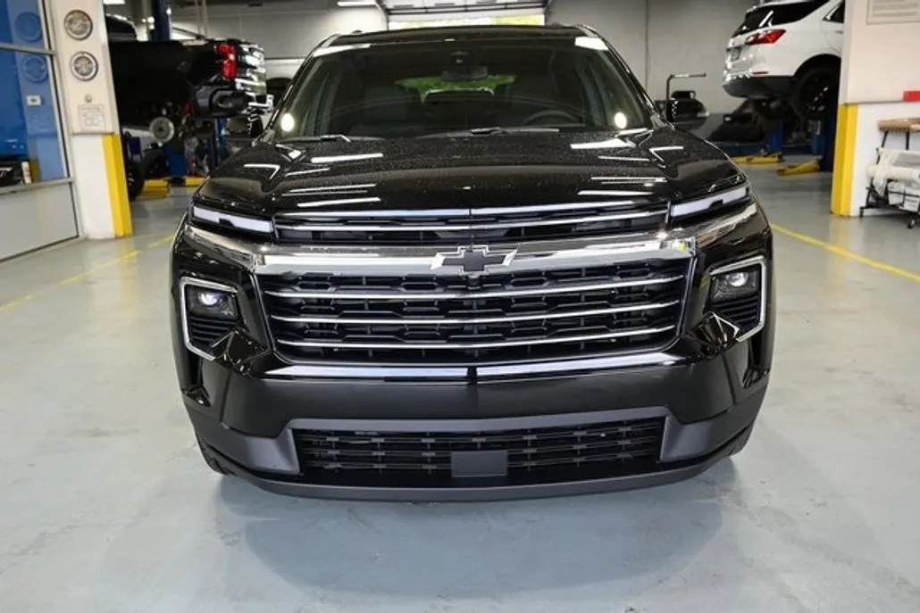 2026 Chevrolet Traverse photo 1