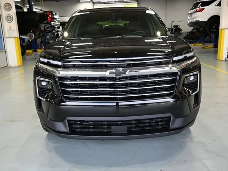 2026 Chevrolet Traverse photo 1