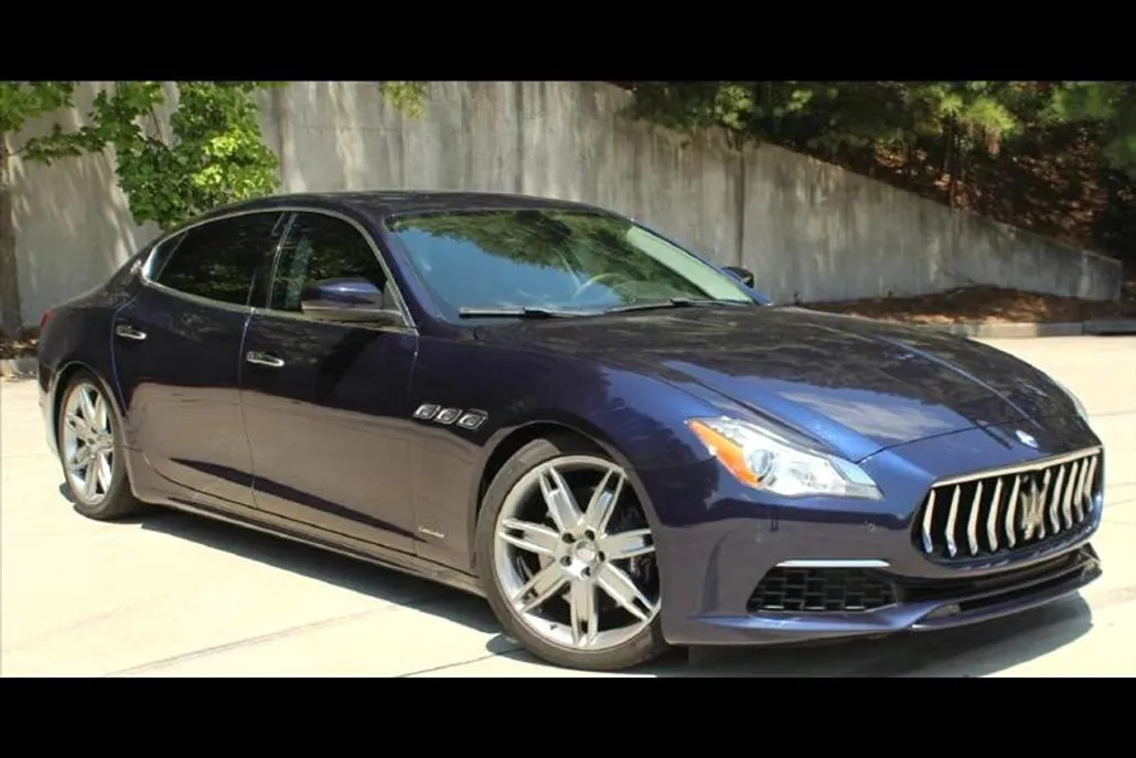 2017 Maserati Quattroporte S photo 1
