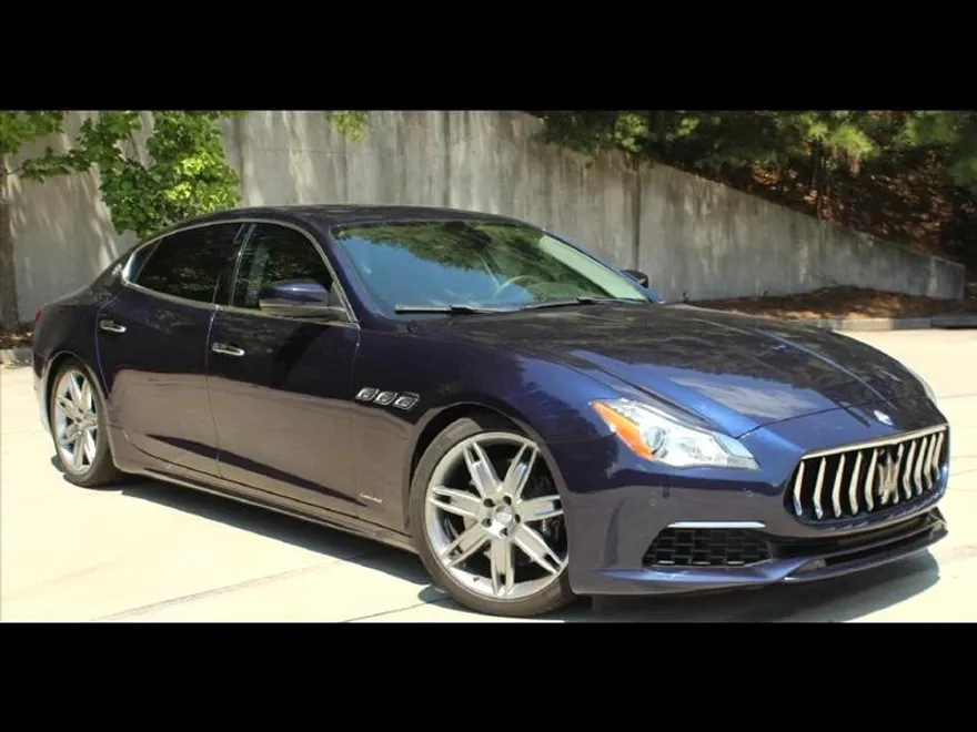 2017 Maserati Quattroporte S photo 1