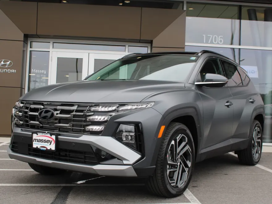 2025 Hyundai Tucson Limited photo 1