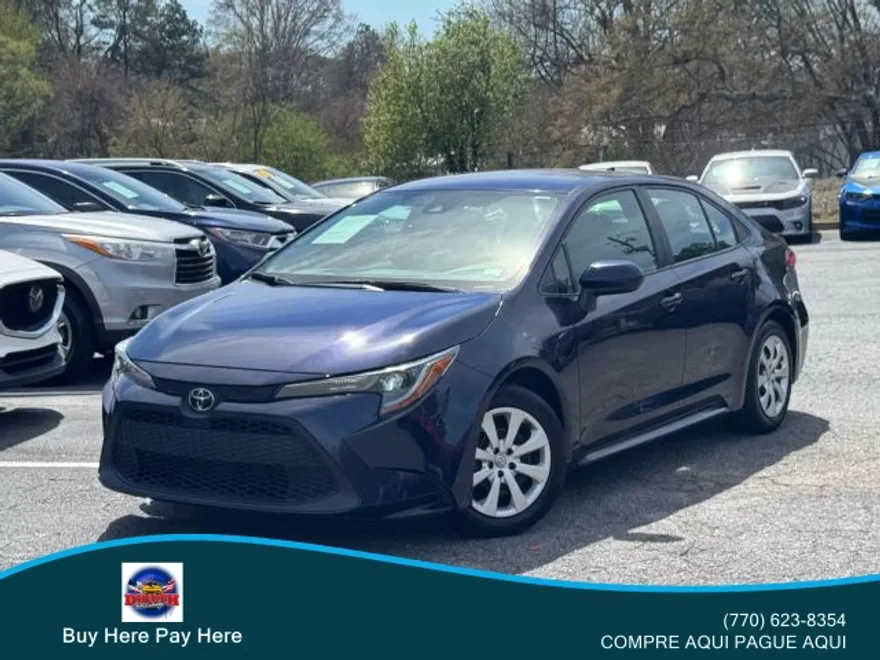 2021 Toyota Corolla LE photo 1
