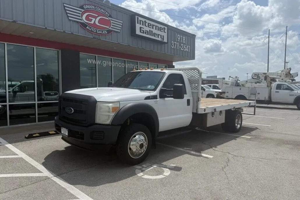 2015 Ford F-550 XL photo 1