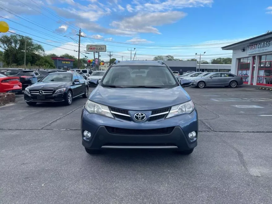 2014 Toyota RAV4 XLE Sport photo 1
