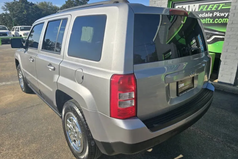 2015 Jeep Patriot Sport photo 1