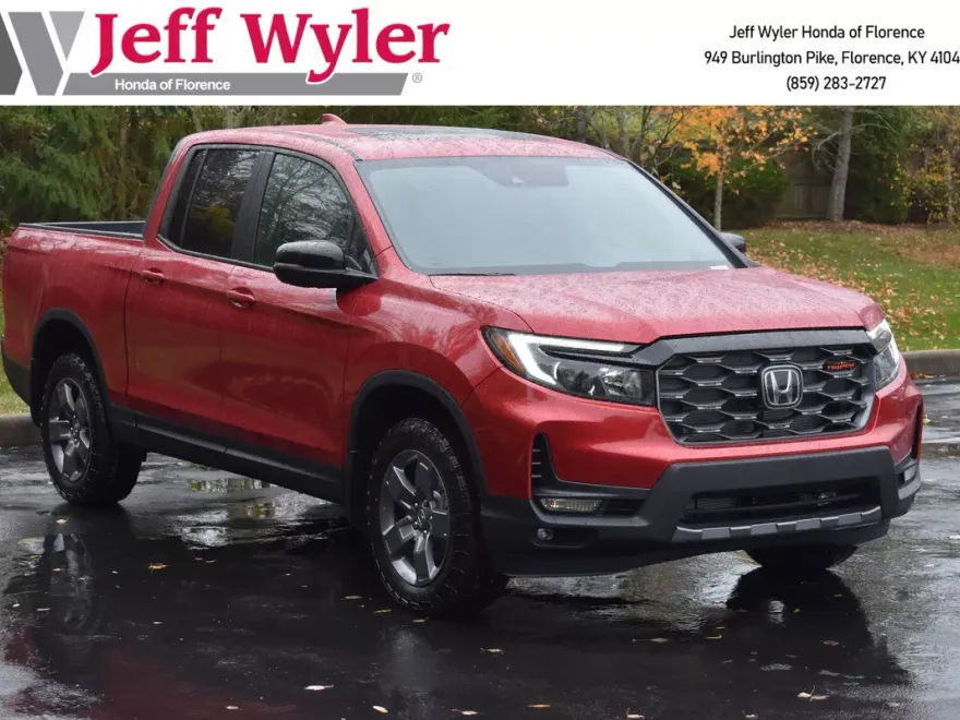 2025 Honda Ridgeline TrailSport photo 1