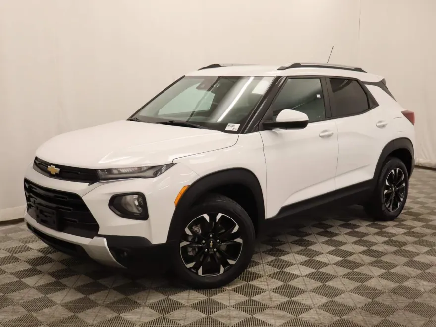 2021 Chevrolet Trailblazer LT photo 1