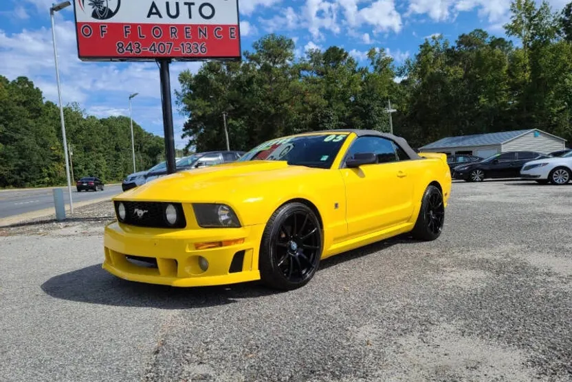 2005 Ford Mustang GT Premium photo 1