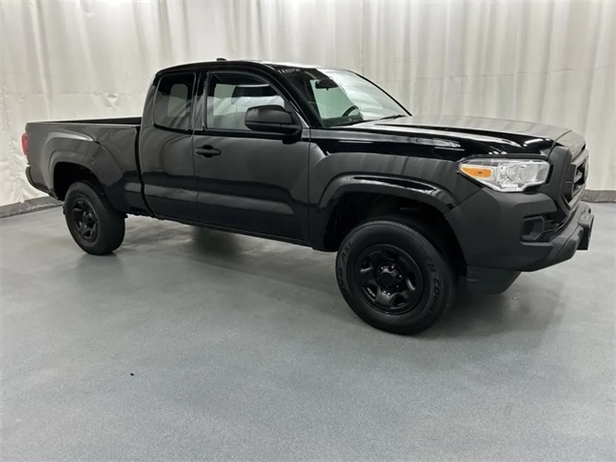 2022 Toyota Tacoma SR photo 1