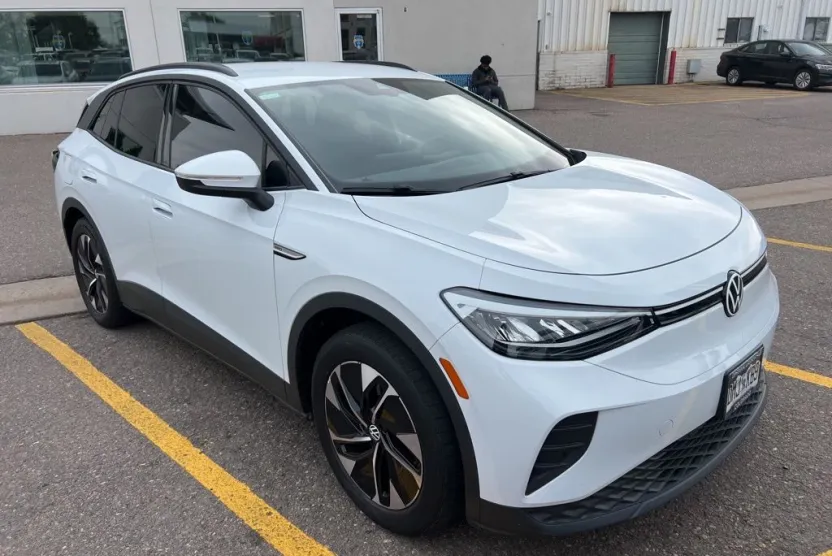 2022 Volkswagen ID.4 Pro photo 1