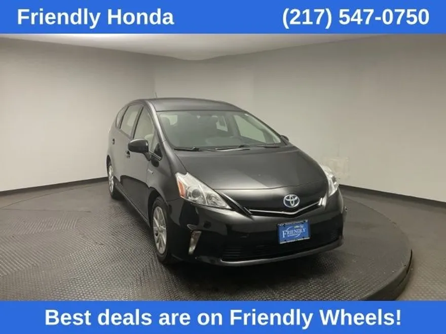 2014 Toyota Prius V Three photo 1