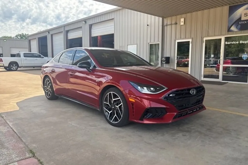 2023 Hyundai Sonata N Line photo 1