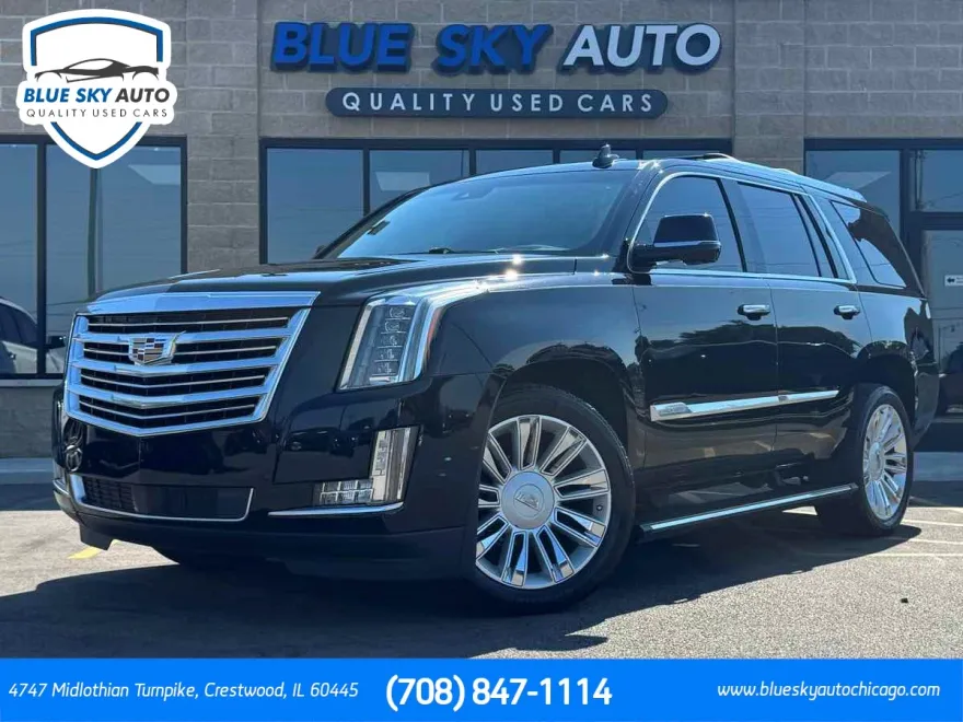 2017 Cadillac Escalade Platinum photo 1