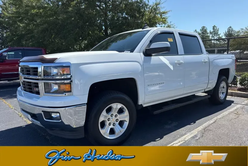 2015 Chevrolet Silverado 1500 LT photo 1