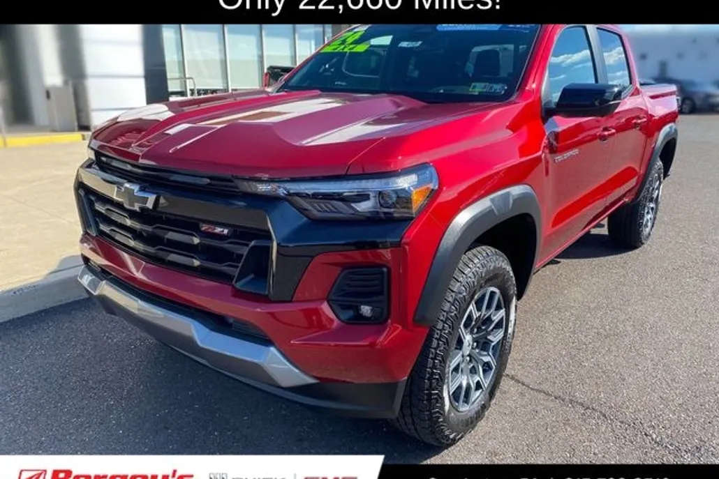 2024 Chevrolet Colorado Z71 photo 1