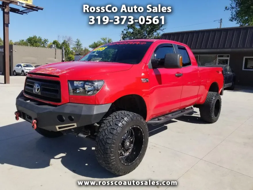 2011 Toyota Tundra SR5 photo 1