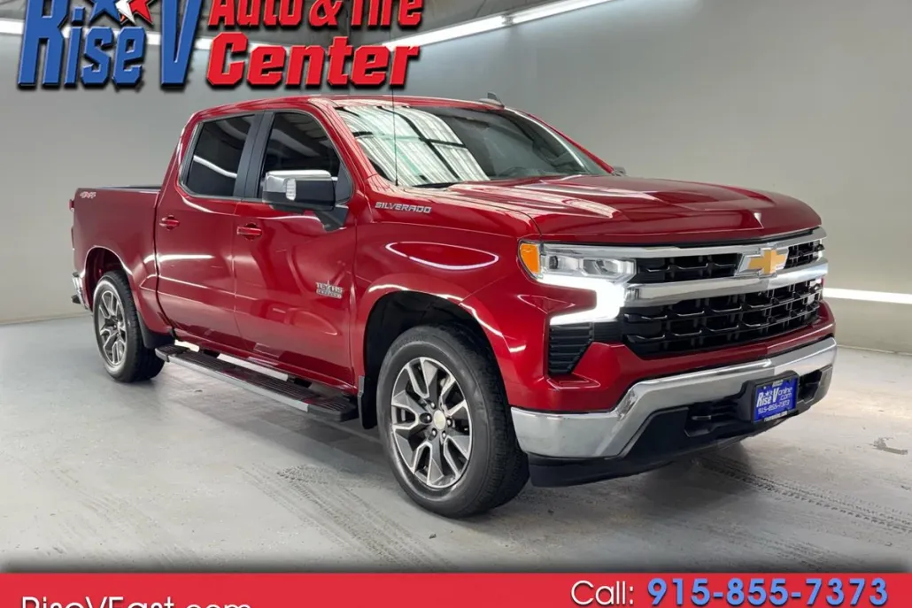 2022 Chevrolet Silverado 1500 LT photo 1