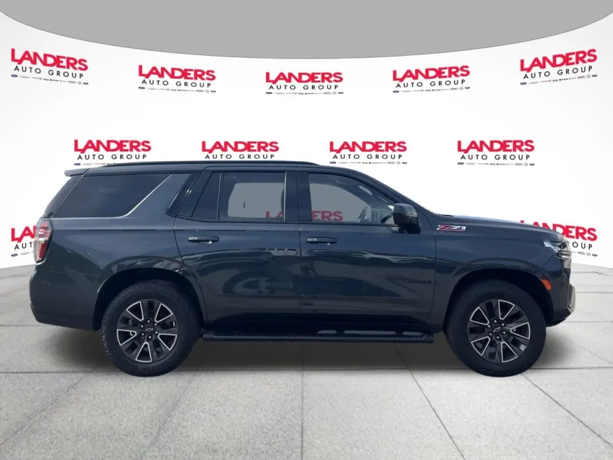 2022 Chevrolet Tahoe Z71 photo 1