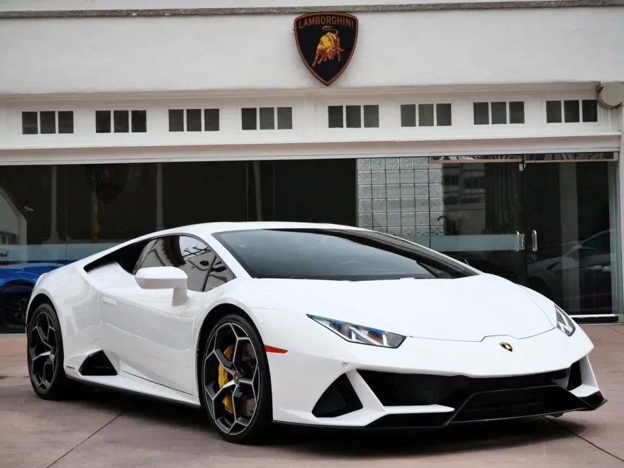 2020 Lamborghini Huracan Evo Coupe photo 1