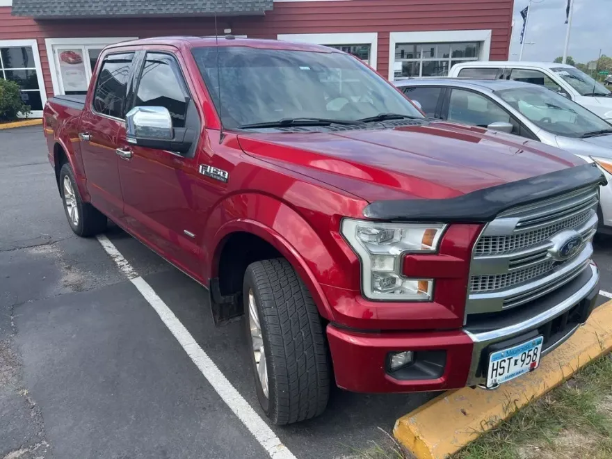 2016 Ford F-150 Platinum photo 1