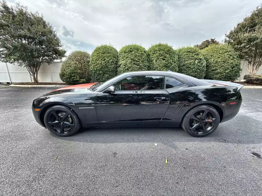 2013 Chevrolet Camaro 2LT photo 1