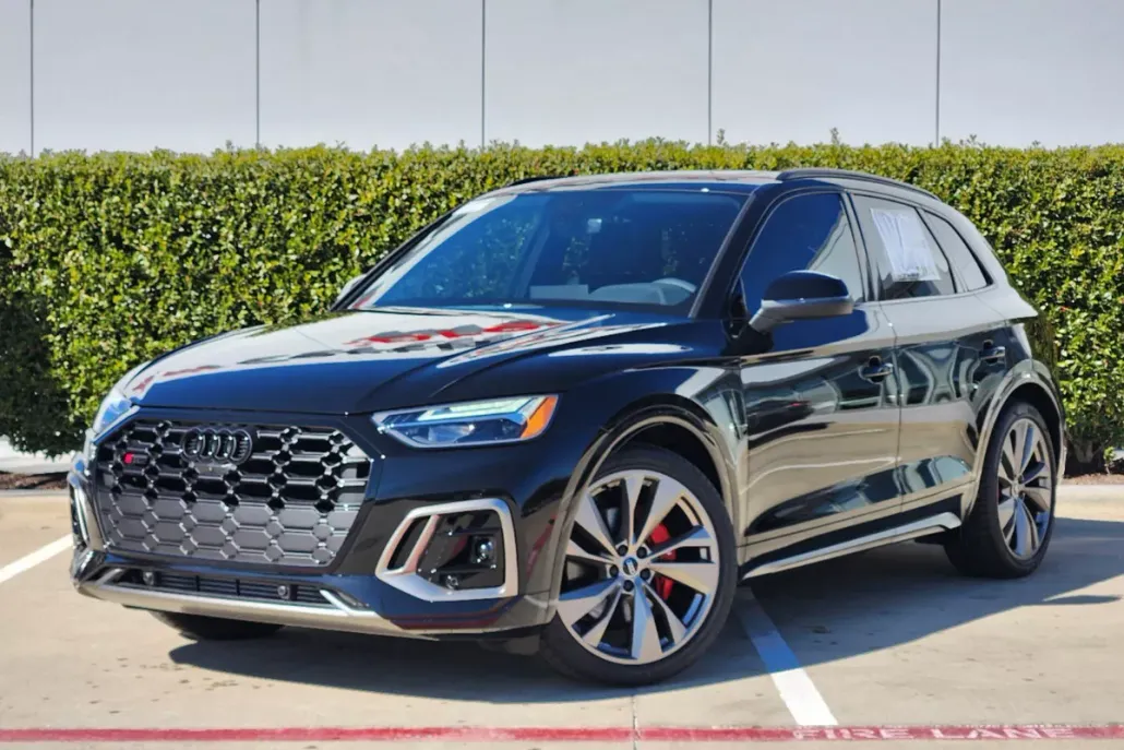 2025 Audi SQ5 Premium Plus photo 1