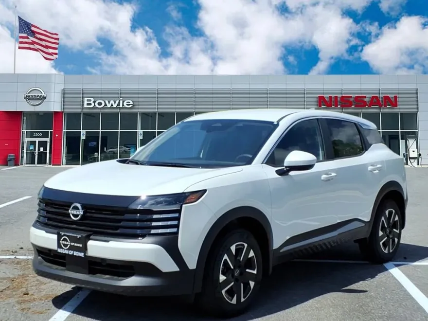 2025 Nissan Kicks SV photo 1