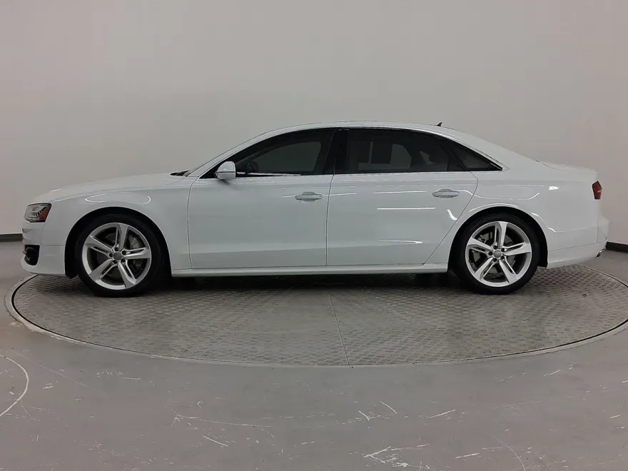 2018 Audi A8 3.0 TFSI photo 1