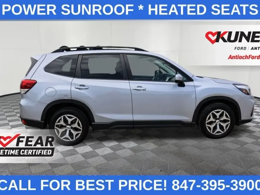 2021 Subaru Forester Premium photo 1