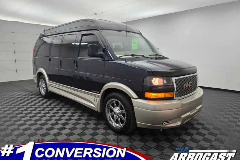 2023 Gmc Savana 2500 Cargo photo 1