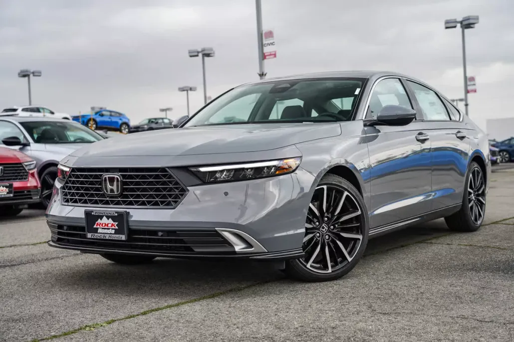 2025 Honda Accord Hybrid Touring photo 1