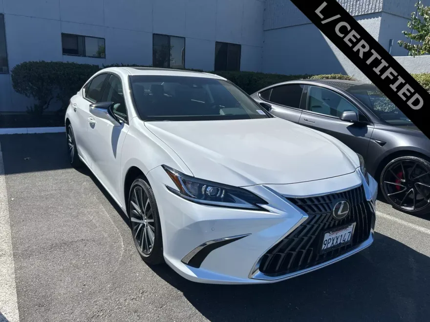 2025 Lexus ES 300h Base photo 1