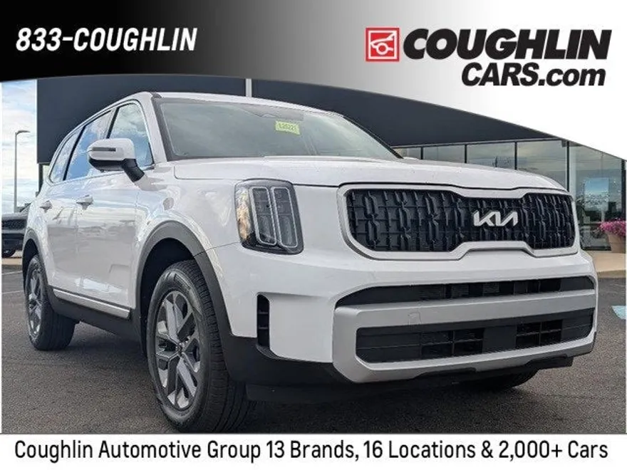 2025 Kia Telluride LX photo 1