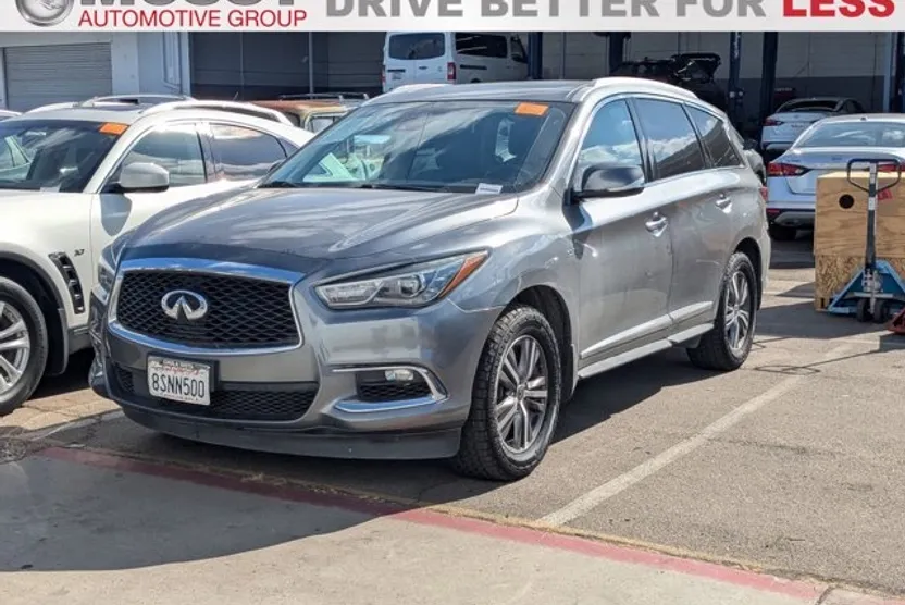2020 Infiniti QX60 Luxe photo 1