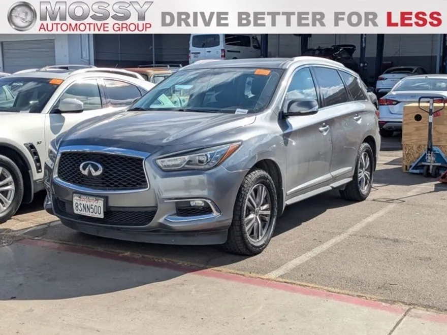 2020 Infiniti QX60 Luxe photo 1