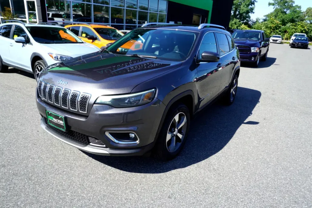 2019 Jeep Cherokee Limited photo 1