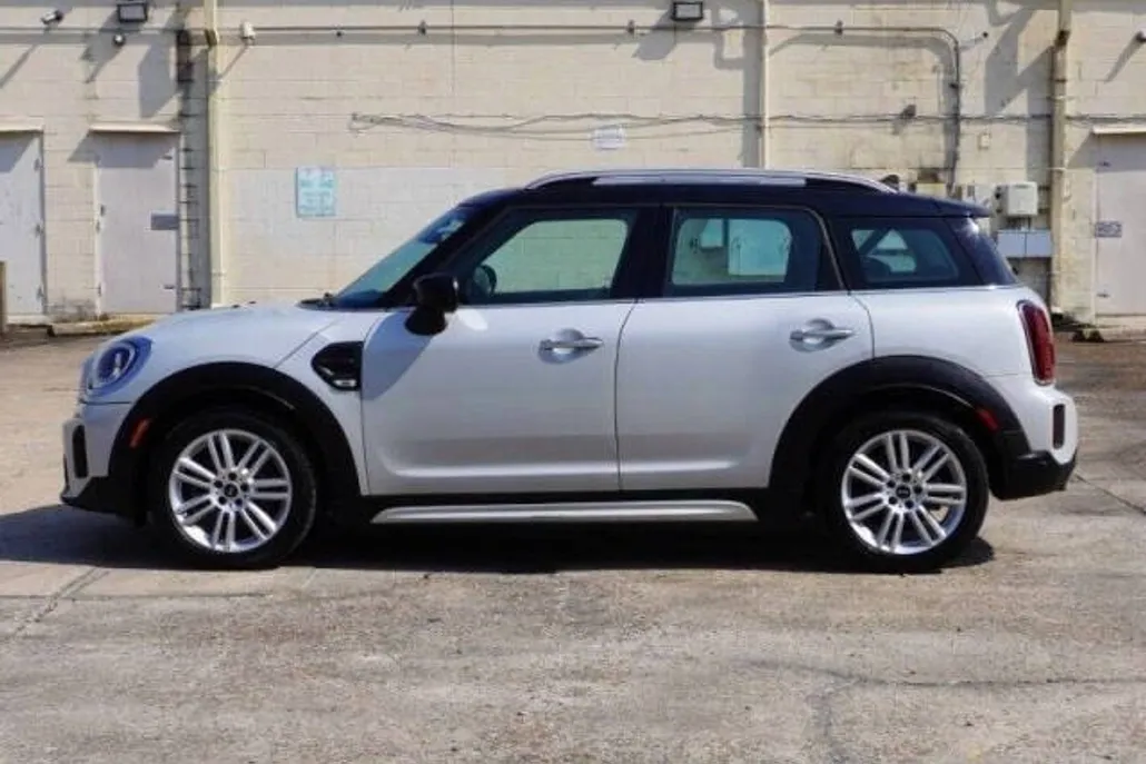 2022 Mini Countryman photo 1