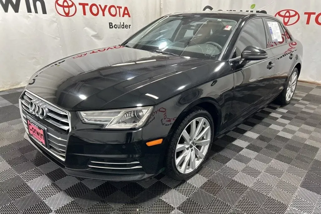 2017 Audi A4 2.0T Premium photo 1