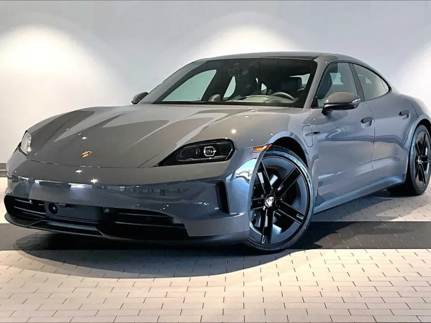 2025 Porsche Taycan 4 photo 1