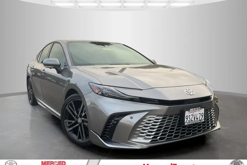 2025 Toyota Camry XSE photo 1