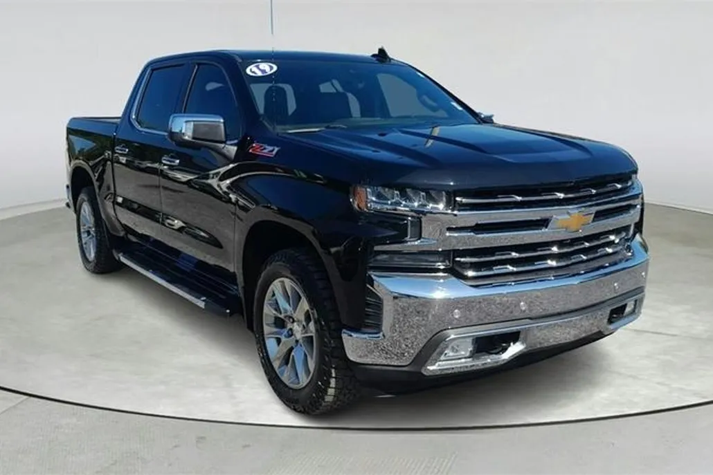 2019 Chevrolet Silverado 1500 LTZ photo 1