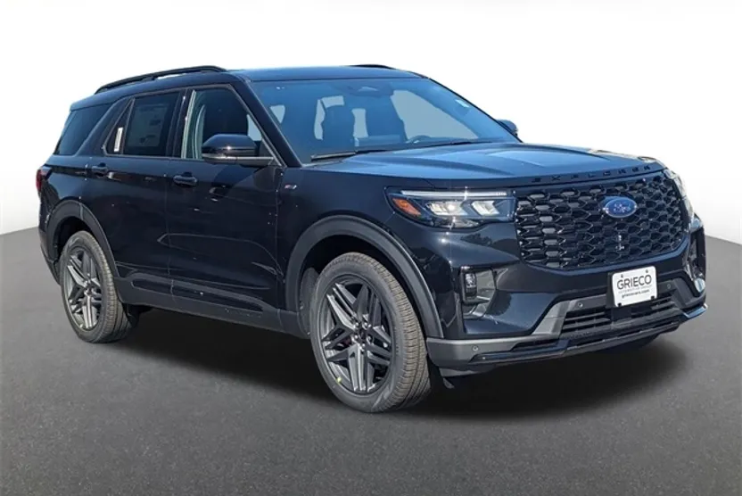 2025 Ford Explorer ST-Line photo 1