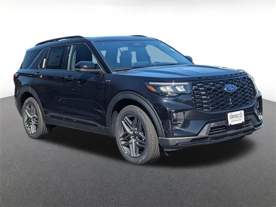 2025 Ford Explorer ST-Line photo 1