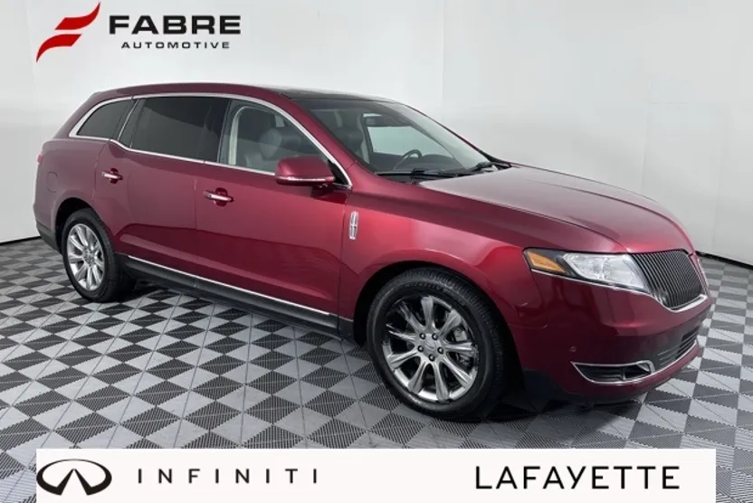 2014 Lincoln MKT EcoBoost photo 1