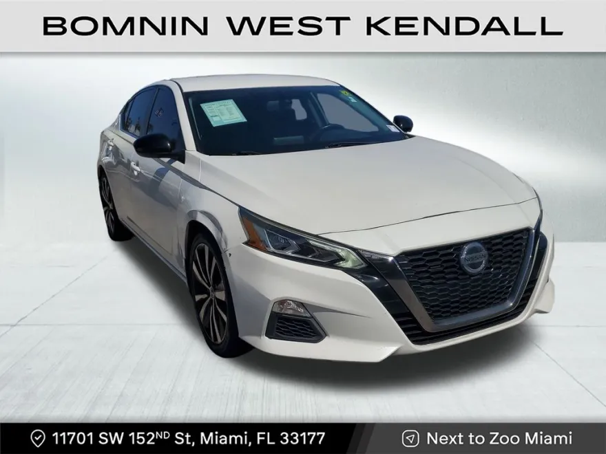 2019 Nissan Altima 2.5 SR photo 1