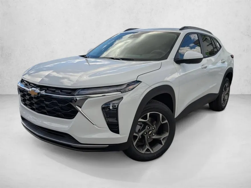2026 Chevrolet Trax LT photo 1