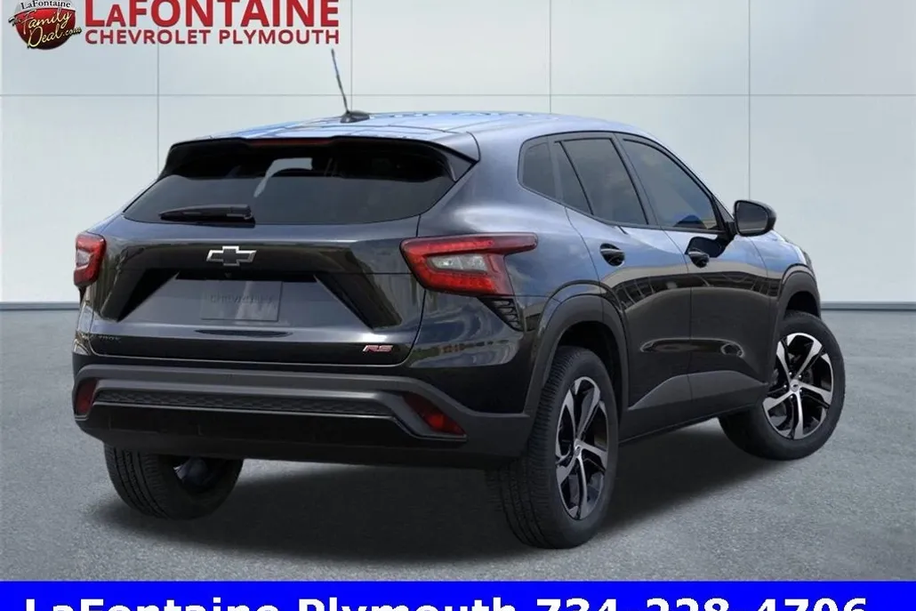 2025 Chevrolet Trax 1 photo 1